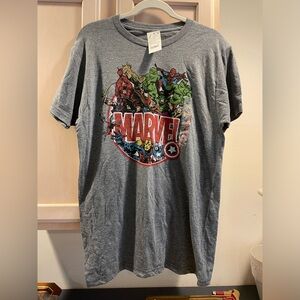 NWT Marvel T-Shirt Medium